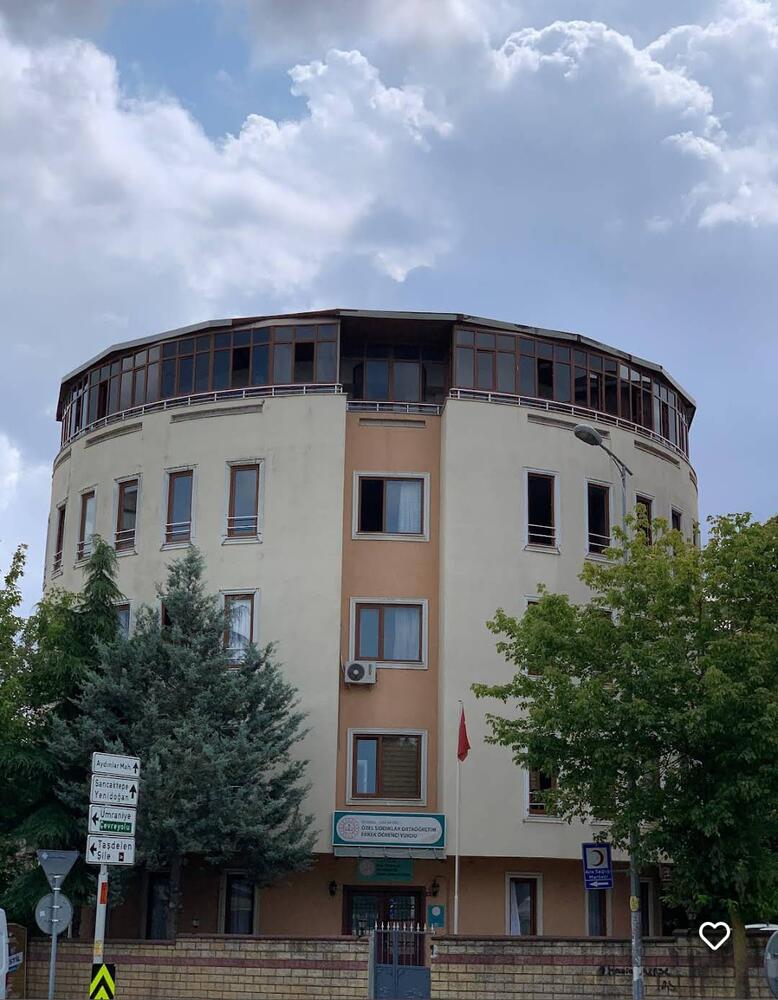 Tantavi Yurt Binası